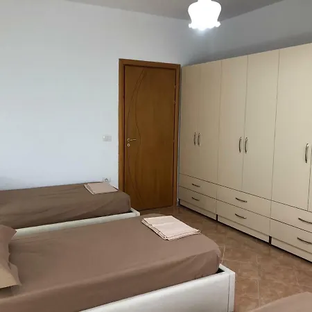 Apartament Mi'kasa Apartment's