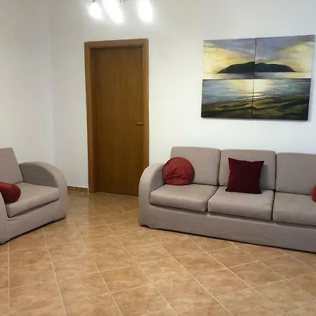 Mi'kasa Apartment's